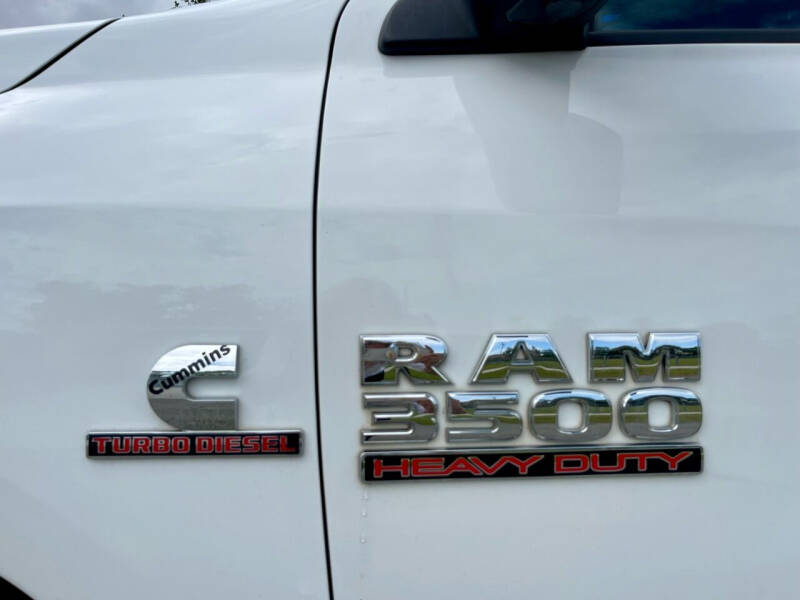 2017 RAM 3500 SLT