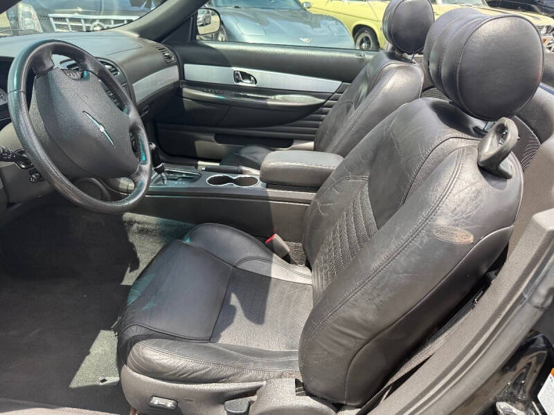 2002 Ford Thunderbird Deluxe