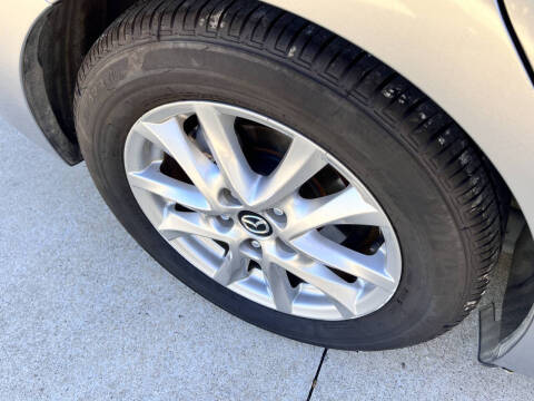 2016 Mazda MAZDA3 i Sport