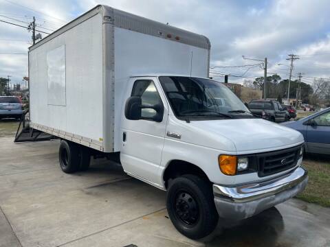 2006 Ford E-Series for sale at CarSmart MS in Diberville MS