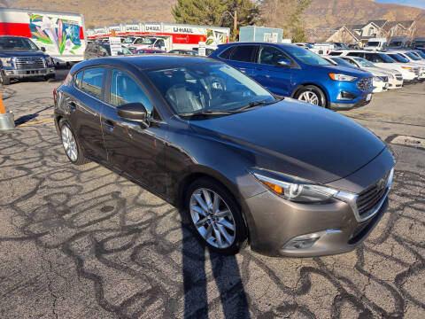 2017 Mazda MAZDA3 Grand Touring