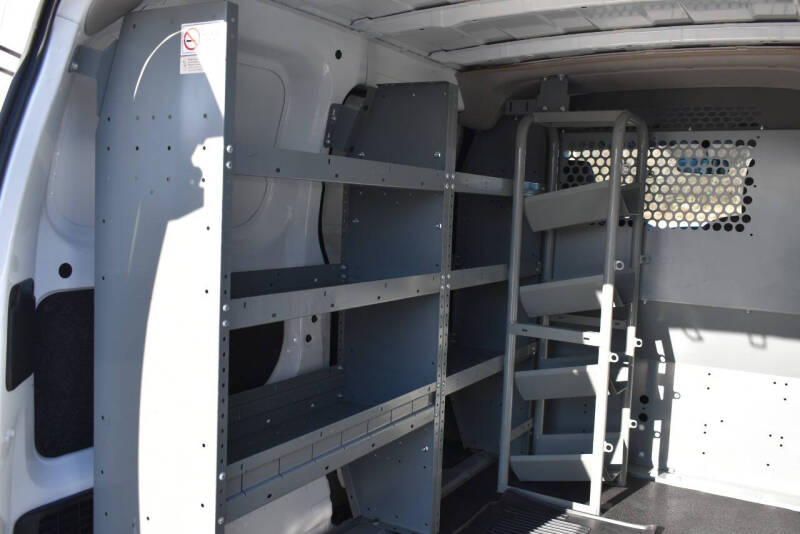 2017 Nissan NV200 SV