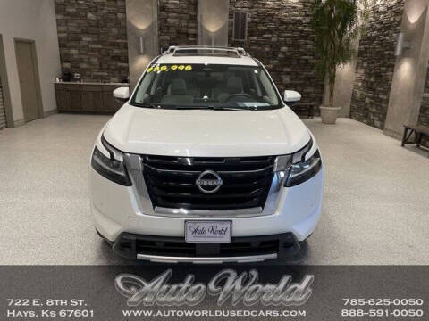 2023 Nissan Pathfinder SL