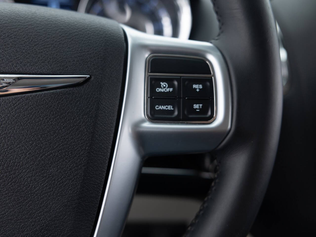 Used Car 2011 Chrysler Town And Country  Touring 4dr Mini Van For Sale Under $10,000 In Coal City, Illinois