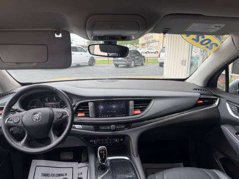 2021 Buick Enclave Essence