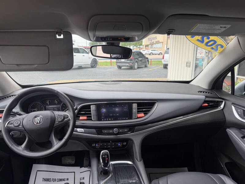 2021 Buick Enclave Essence