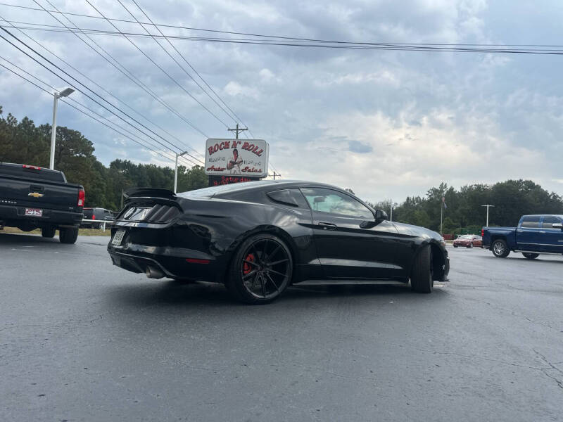 2017 Ford Mustang V6