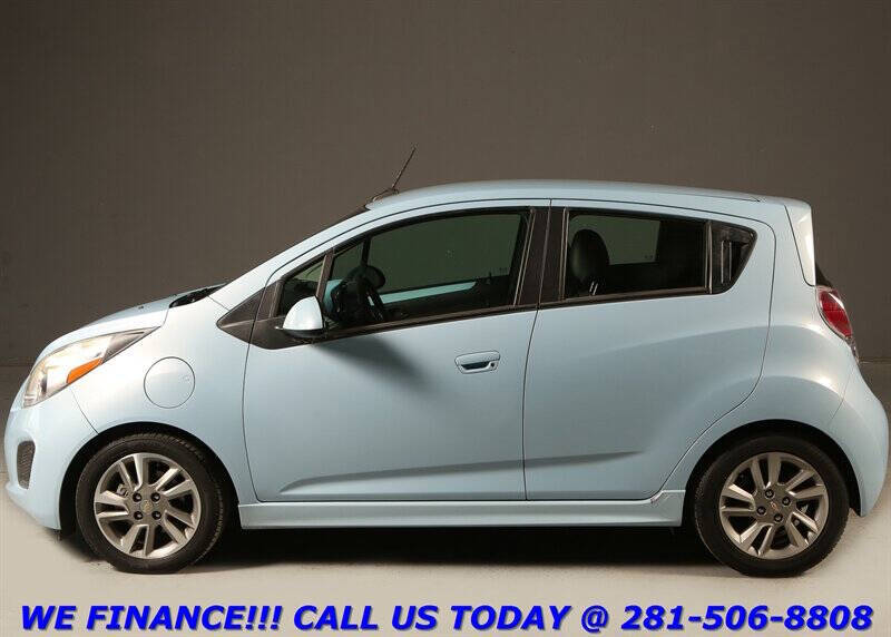 2014 Chevrolet Spark EV 2LT