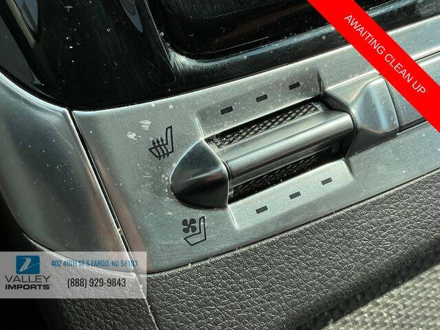 2023 Kia Carnival SX
