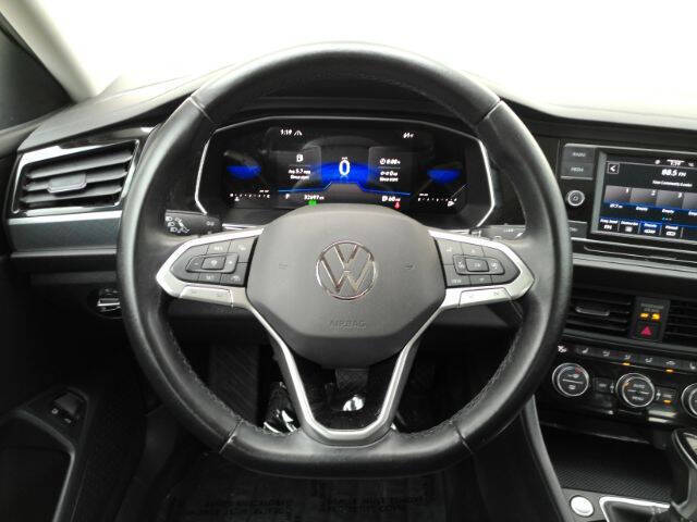 2023 Volkswagen Jetta SE