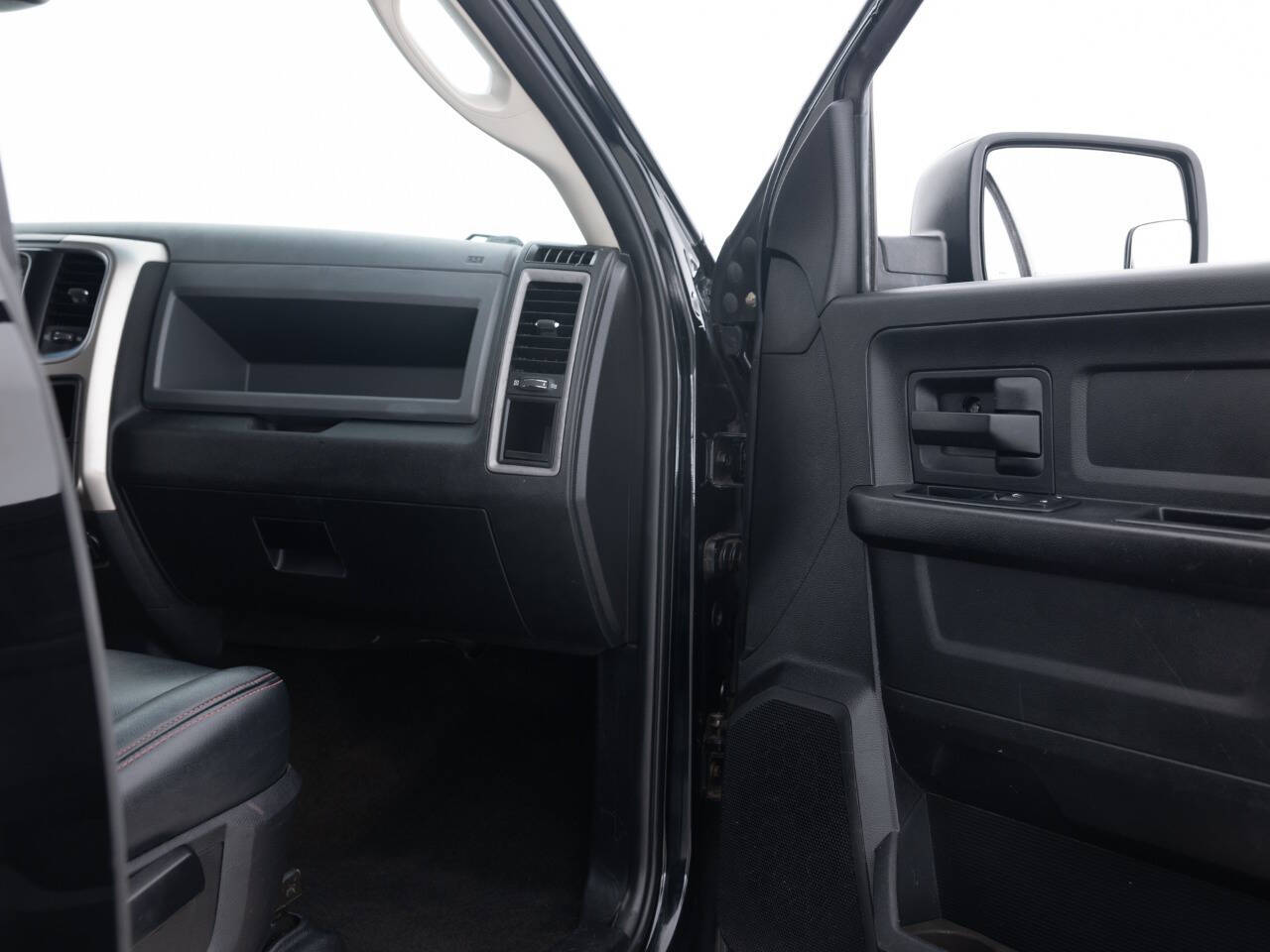 Used Car 2014 Ram 1500  Tradesman 4x4 4dr Crew Cab 5.5 Ft. Sb Pickup For Sale Under $25,000 In Coal City, Illinois