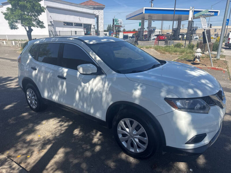 2016 Nissan Rogue SV