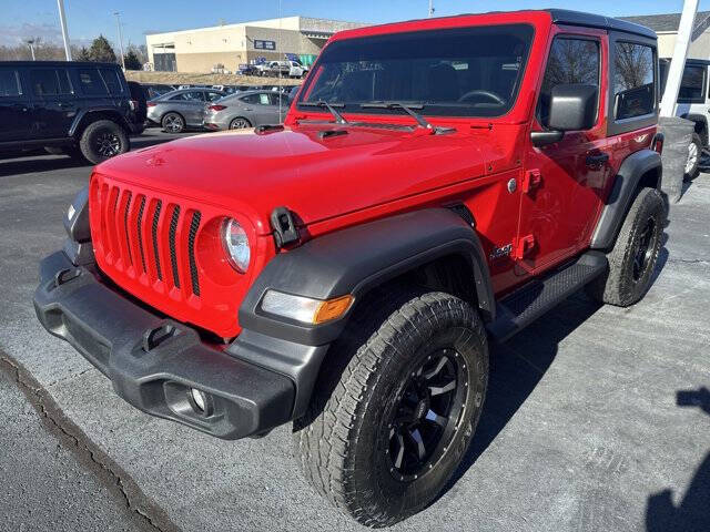 2018 Jeep Wrangler for sale at GUPTON MOTORS, INC. in Springfield TN