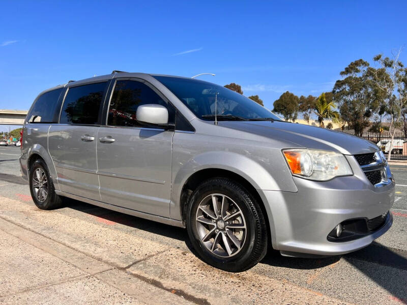 Beyer Enterprise Car Dealer in San Ysidro, CA