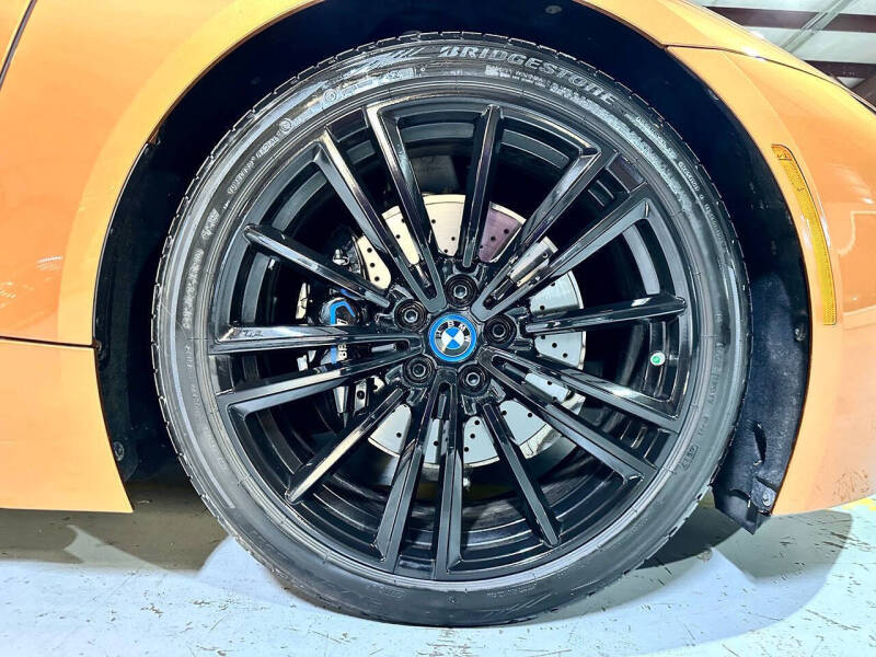 2019 BMW i8