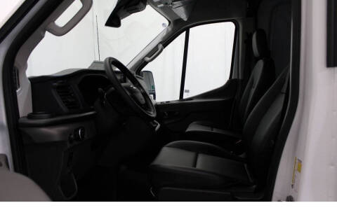 2025 Ford Transit 250