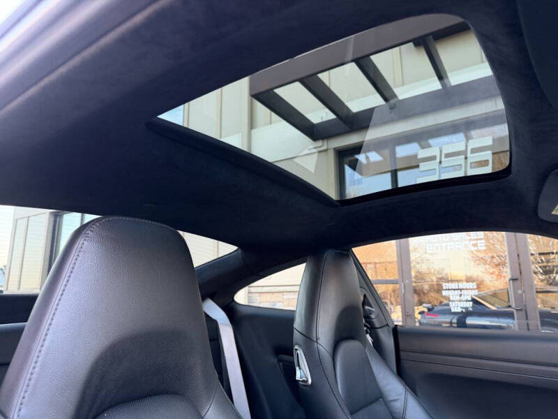 2017 Porsche 911 Carrera