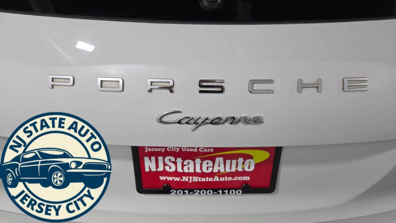 2018 Porsche Cayenne Platinum Edition