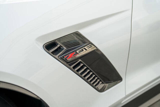 2015 Chevrolet Corvette 5