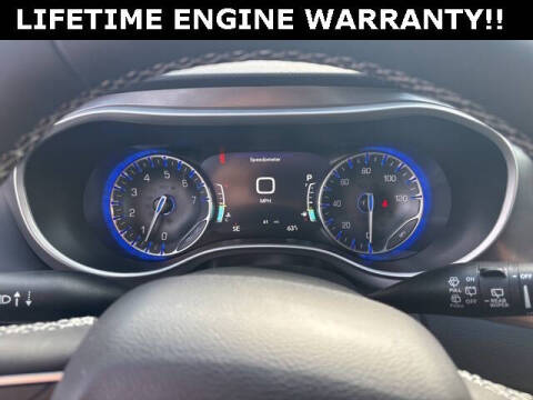 2025 Chrysler Voyager LX