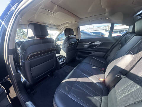 2020 BMW 7 Series 740i