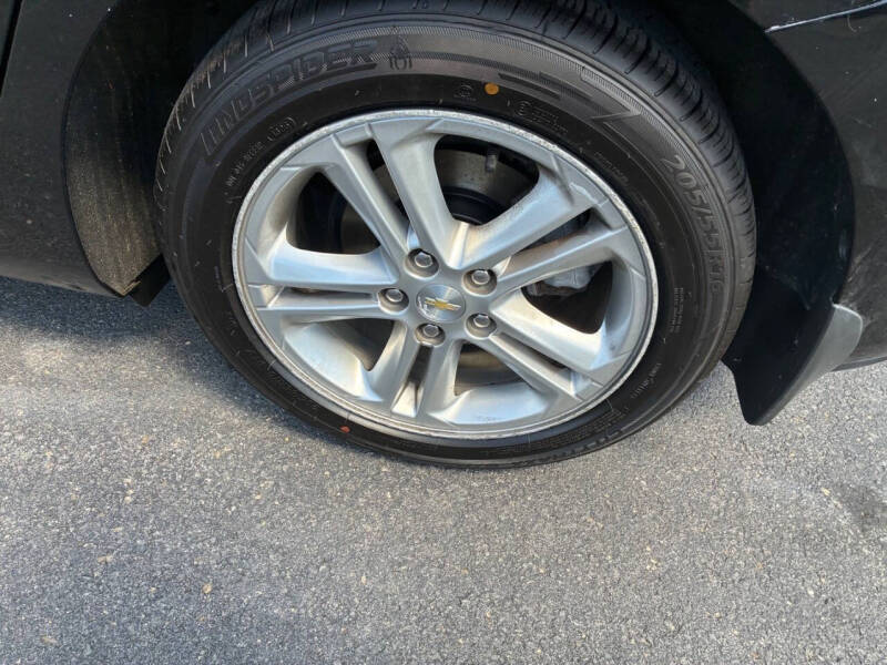 2017 Chevrolet Cruze LT Auto