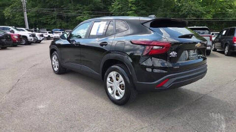 2024 Chevrolet Trax LS
