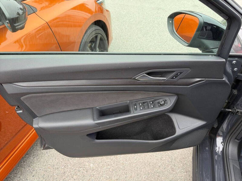 2023 Volkswagen Golf GTI 40th Anniversary Edition