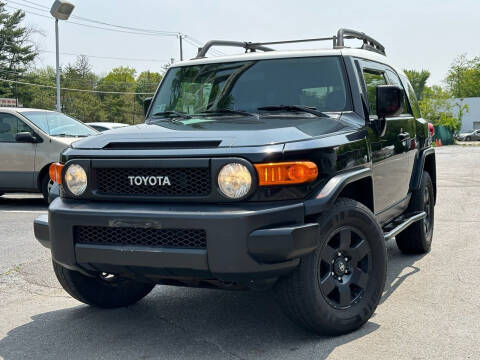 2008 Toyota FJ Cruiser for sale at MAGIC AUTO SALES in Little Ferry NJ