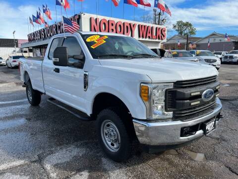 2017 Ford F-250 Super Duty for sale at Giant Auto Mart in Houston TX