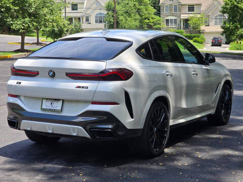 2021 BMW X6 M50i