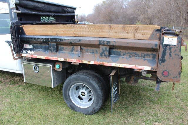 2016 Chevrolet Silverado 3500 Chassis Cab Work Truck photo 9