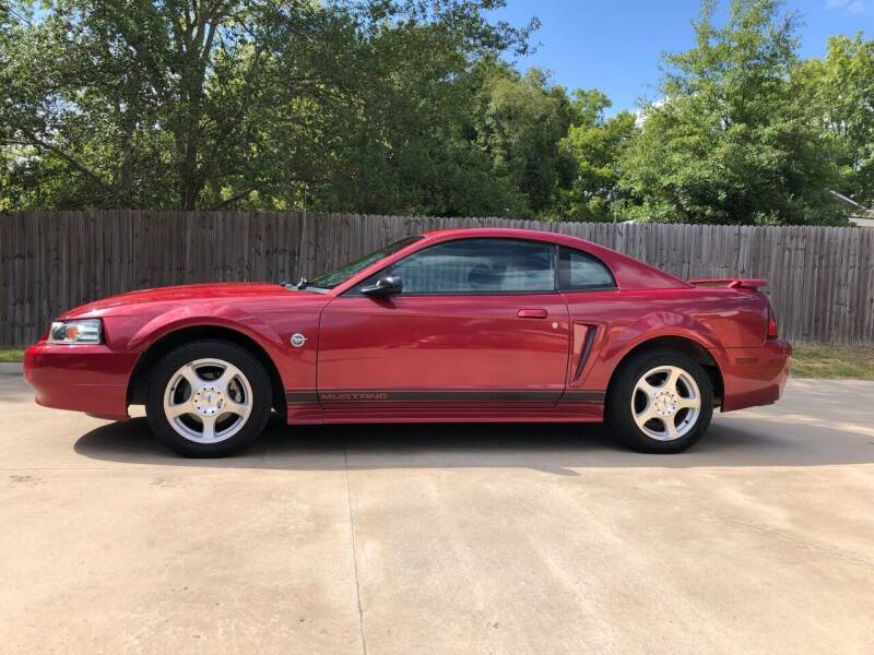 2004 Ford Mustang for sale at H3 Auto Group in Huntsville TX