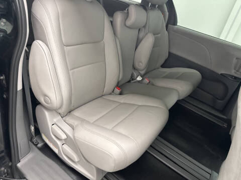 2020 Toyota Sienna L 7-Passenger