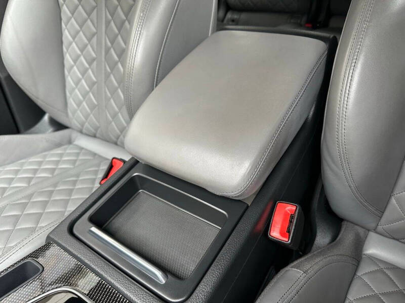 2022 Audi SQ5 3.0T quattro Prestige