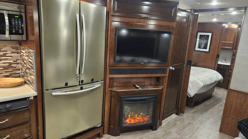 2018 Fleetwood Bounder