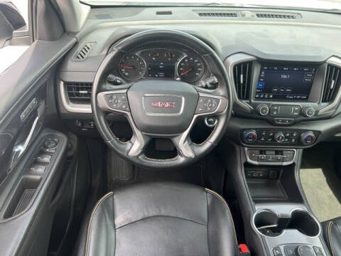 2023 GMC Terrain AT4