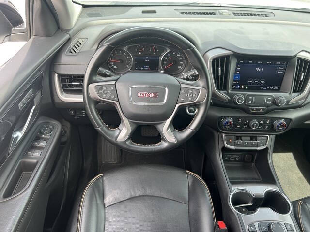 2023 GMC Terrain AT4