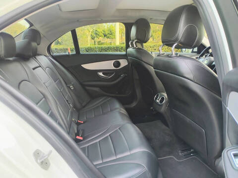 2016 Mercedes-Benz C-Class