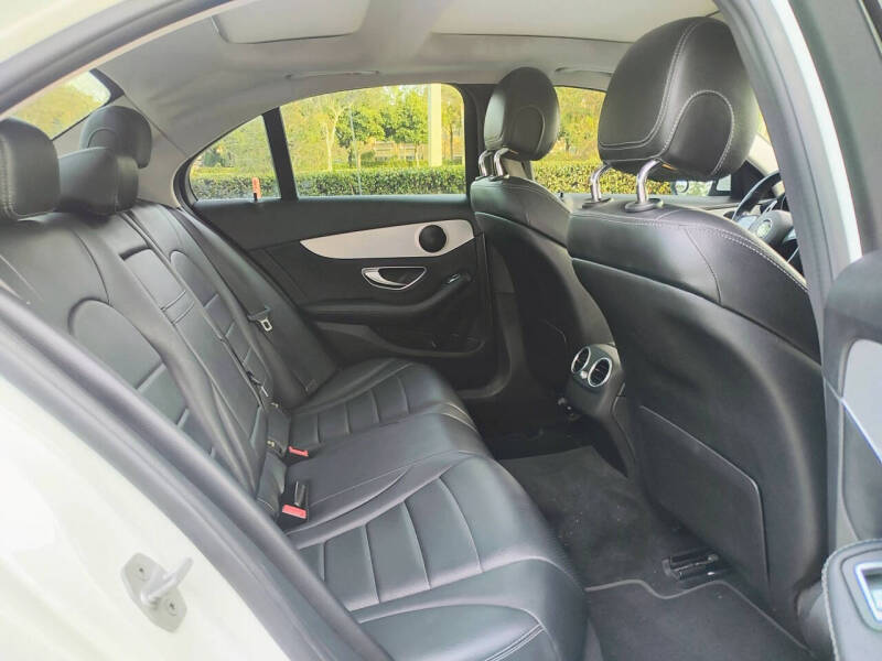 2016 Mercedes-Benz C-Class