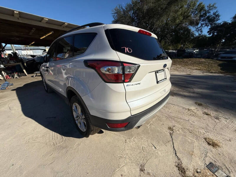 2018 Ford Escape SE