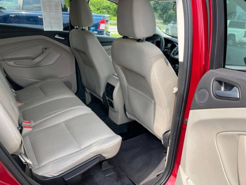2017 Ford Escape SE