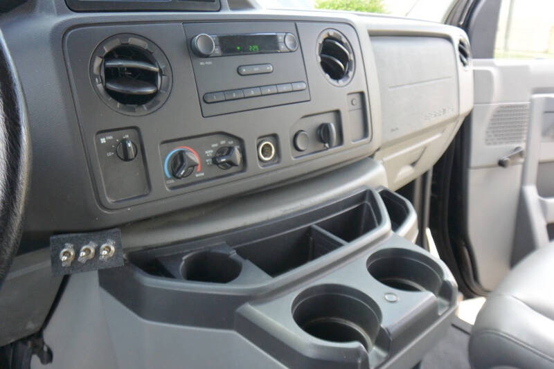 2010 Ford E-Series E-250