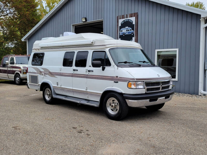 1995 Dodge B3500 Coach House 190 for sale at D & L Auto Sales in Wayland MI