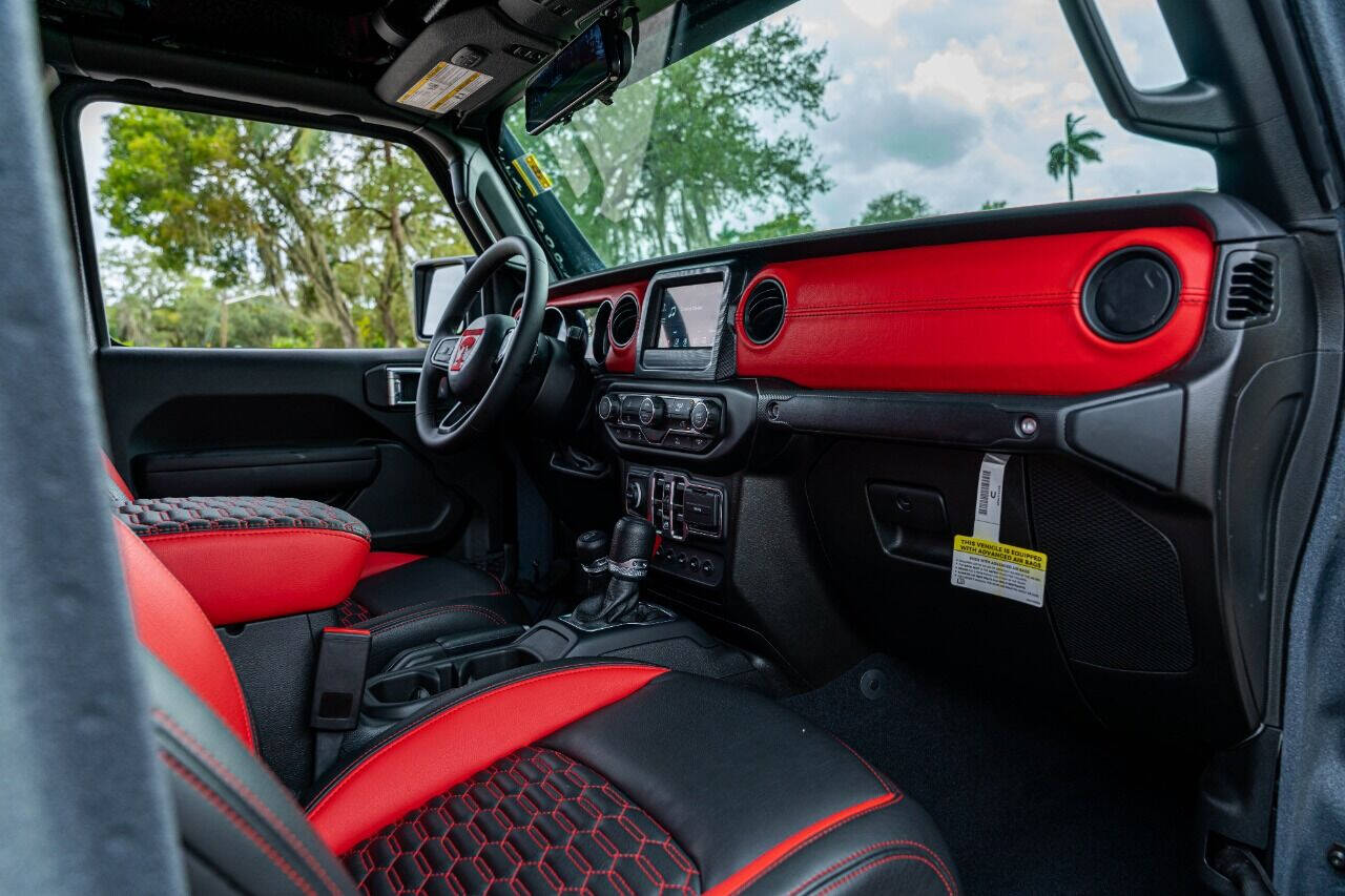 2023 JEEP Gladiator Pickup - $164,999