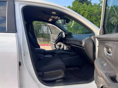 2025 Honda HR-V Sport