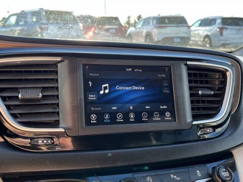 2019 Chrysler Pacifica Touring