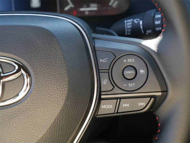 2025 Toyota RAV4 Plug-in Hybrid XSE