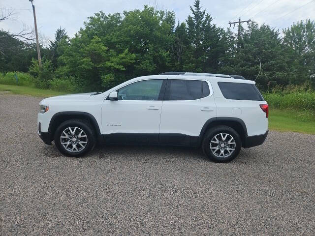 2023 GMC Acadia SLT