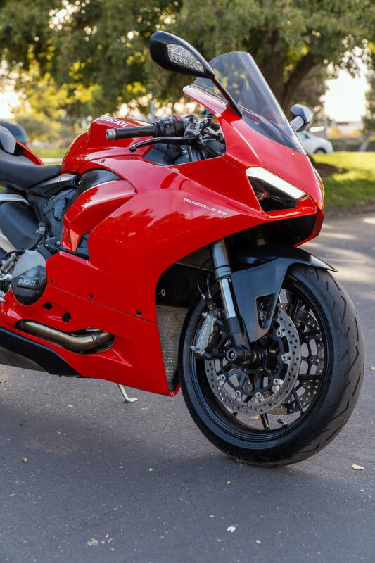 2020 Ducati V2 Superquadro Final Edition